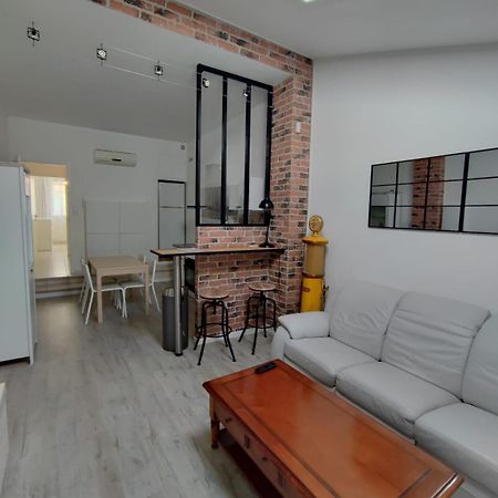 Appartement T2 48 M2 Independant Parking Public Gratuit A Proximite بزييه المظهر الخارجي الصورة